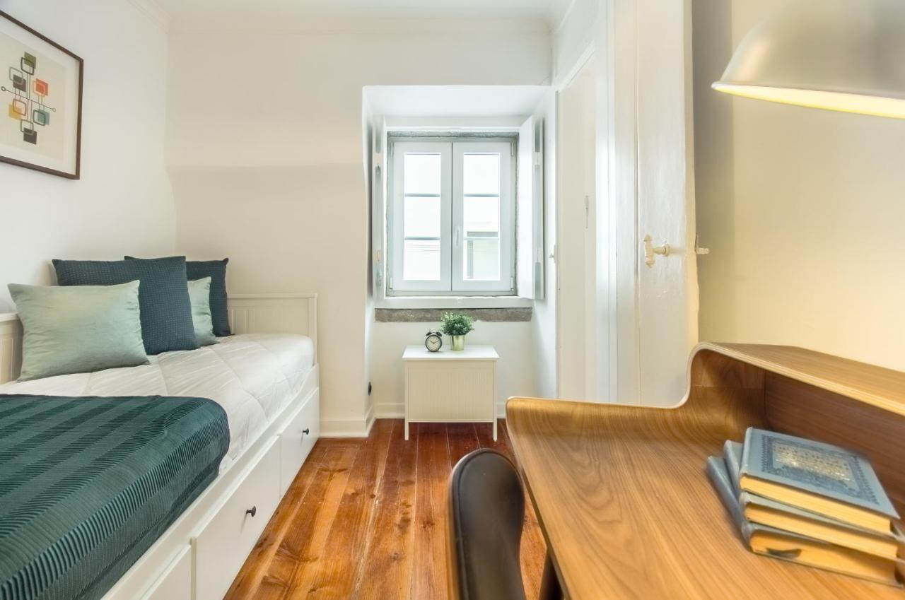 Апартаменты Unique And Stylish Flat In Historic Лиссабон Экстерьер фото