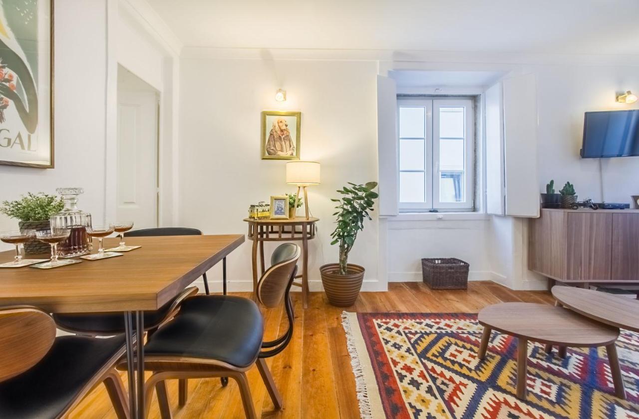 Апартаменты Unique And Stylish Flat In Historic Лиссабон Экстерьер фото