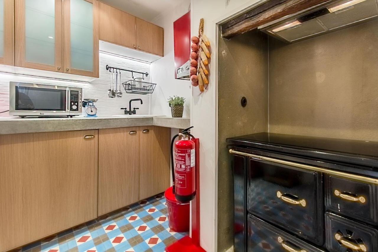 Апартаменты Unique And Stylish Flat In Historic Лиссабон Экстерьер фото