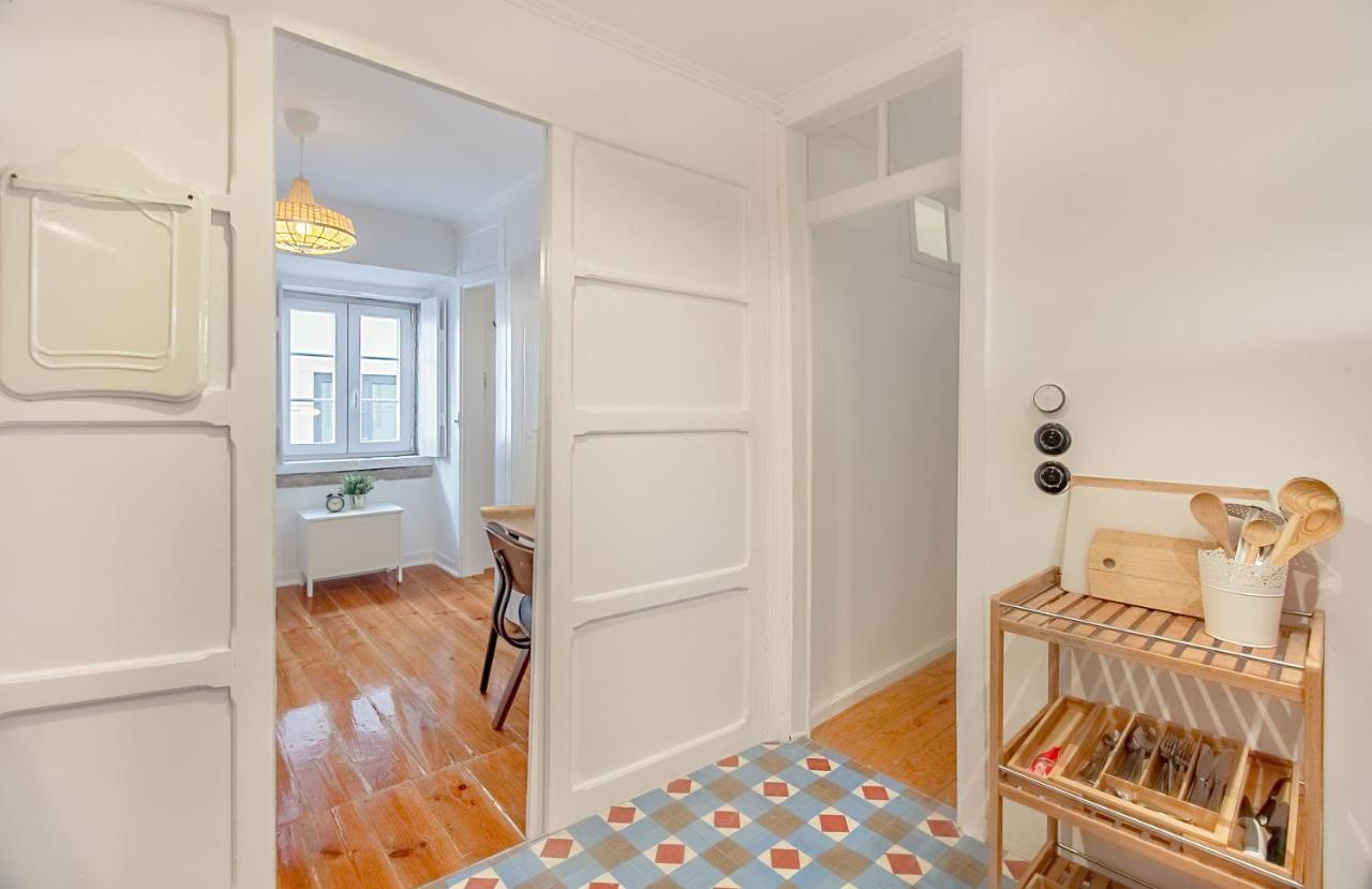 Апартаменты Unique And Stylish Flat In Historic Лиссабон Экстерьер фото