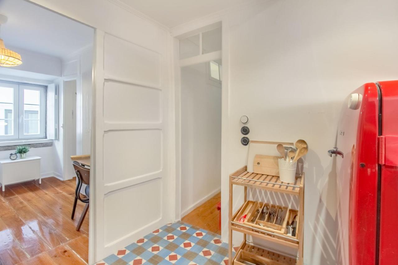 Апартаменты Unique And Stylish Flat In Historic Лиссабон Экстерьер фото